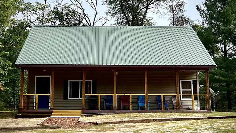 Wolf Lake Lodge - Winchester Cabins - Northwest Michigan