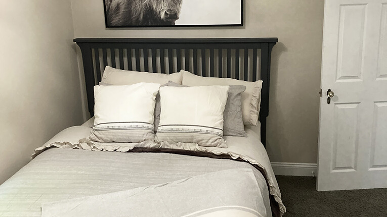 A bedroom at Crow's Nest Cabin. A bedroom at Crow's Nest Cabin.