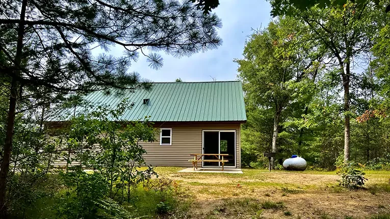 Wolf Lake Lodge Rental Cabin